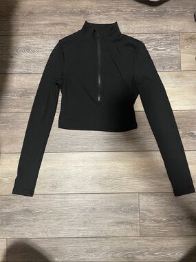 Half-Zip Black Longsleeve Crop SX shein